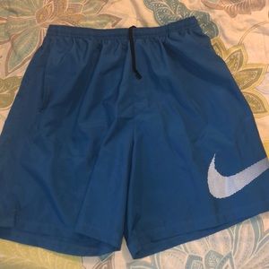 Nike Dri-Fit running shorts Men’s size L